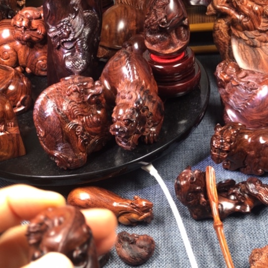 香榧木海黄螭龙扳指