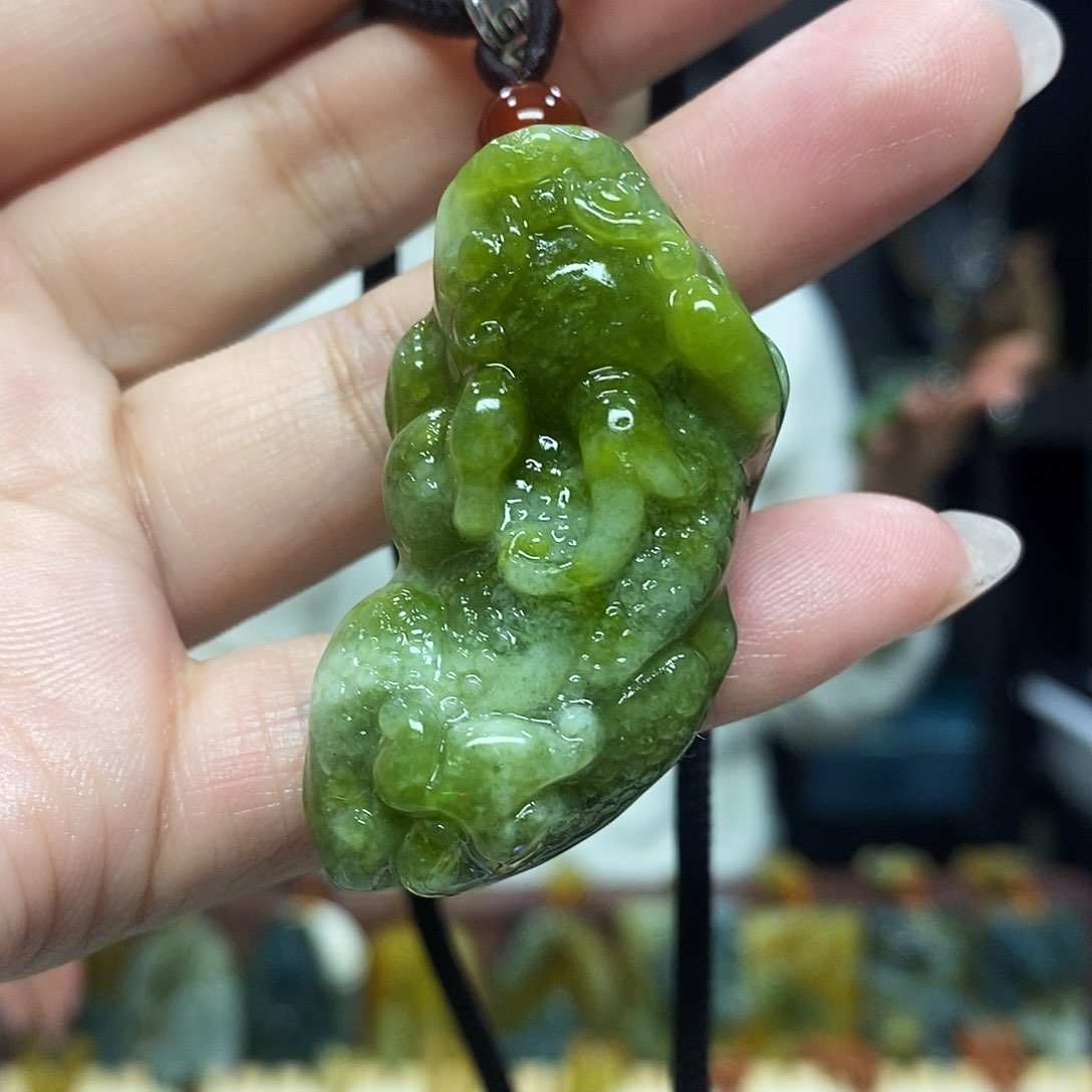 未镶嵌岫玉挂件吊坠项链