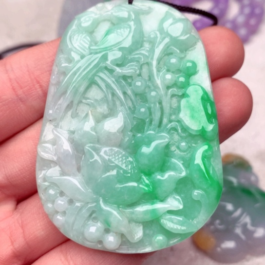 翡翠吊坠(不含链)未镶嵌