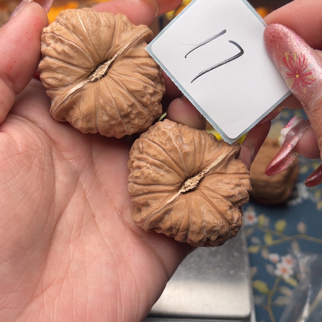 文玩核桃把件东****瓦南瓜墩44.17