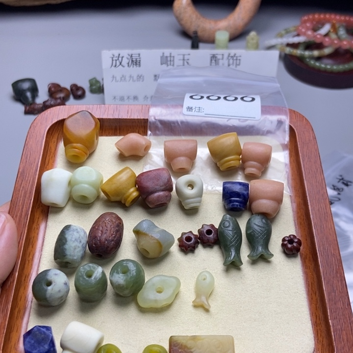 贰****蛇纹石玉未镶嵌项链