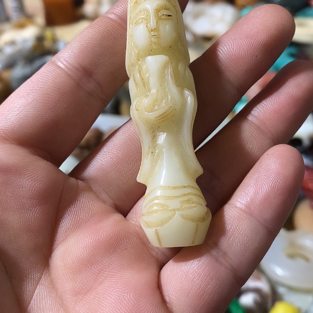 和田玉（糖玉）未镶嵌挂件