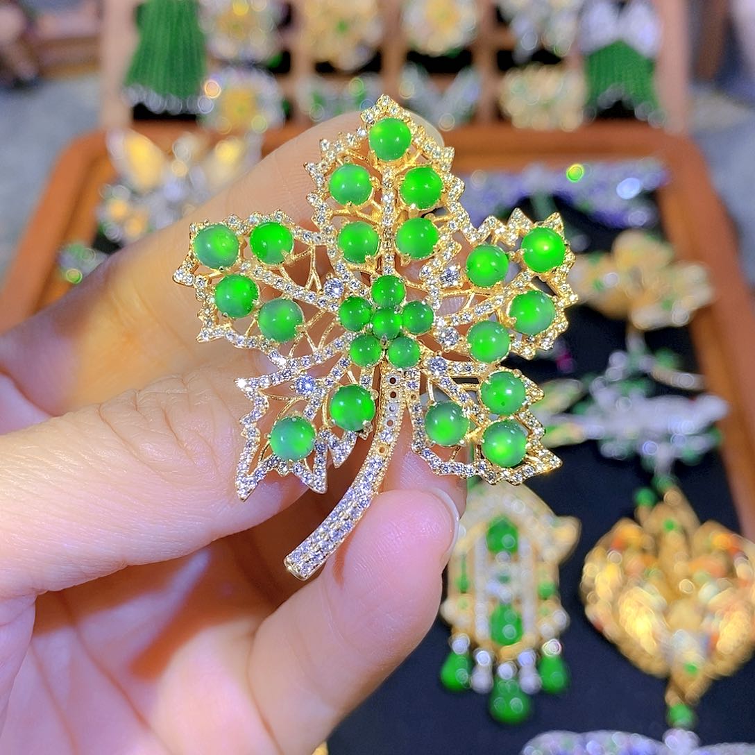 吊坠(不含链)银S925镶嵌翡翠神**扬