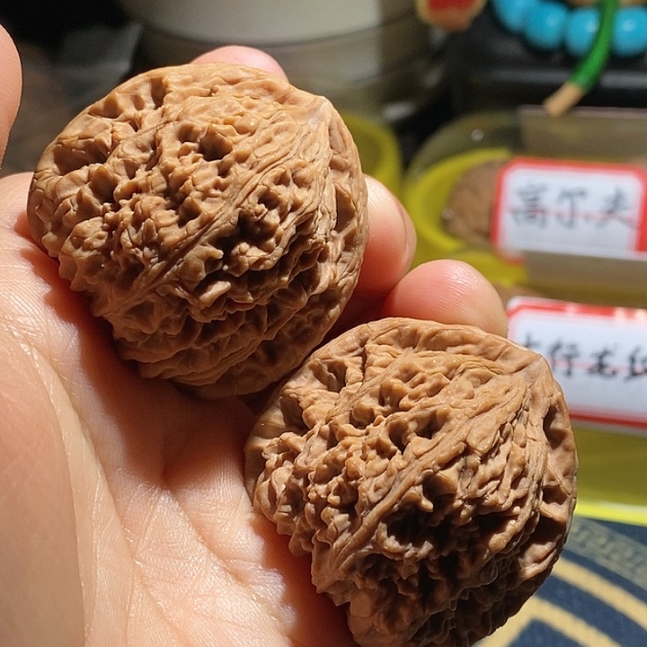 【闪购商品】吊坠文玩核桃空**猪南疆石