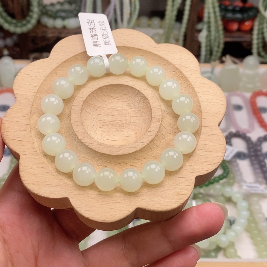 和田玉手链未镶嵌微瑕