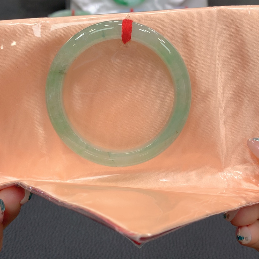 【闪购商品】翡翠手镯未镶嵌翡翠