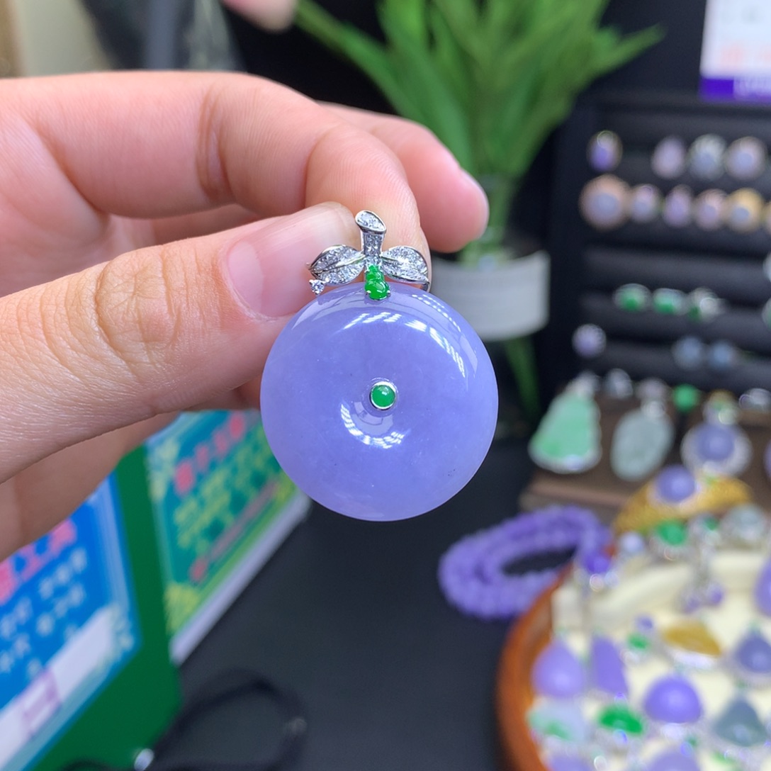 翡翠颈饰18K金镶嵌天然