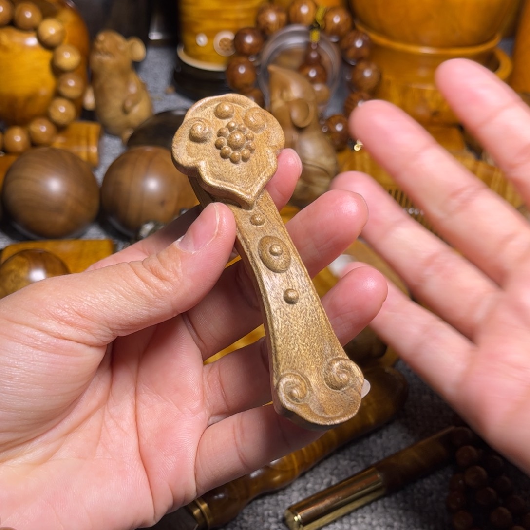 金丝楠如意手把玩