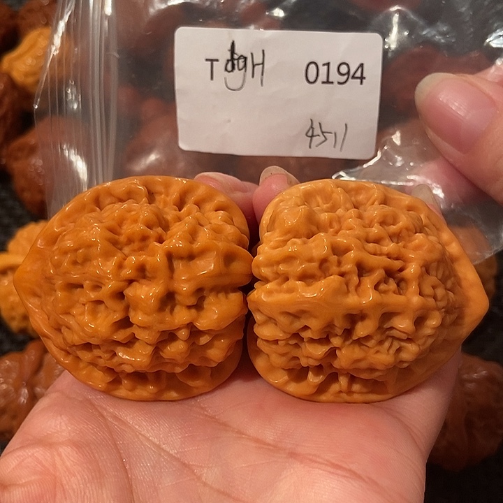 文玩核桃吊坠官帽45