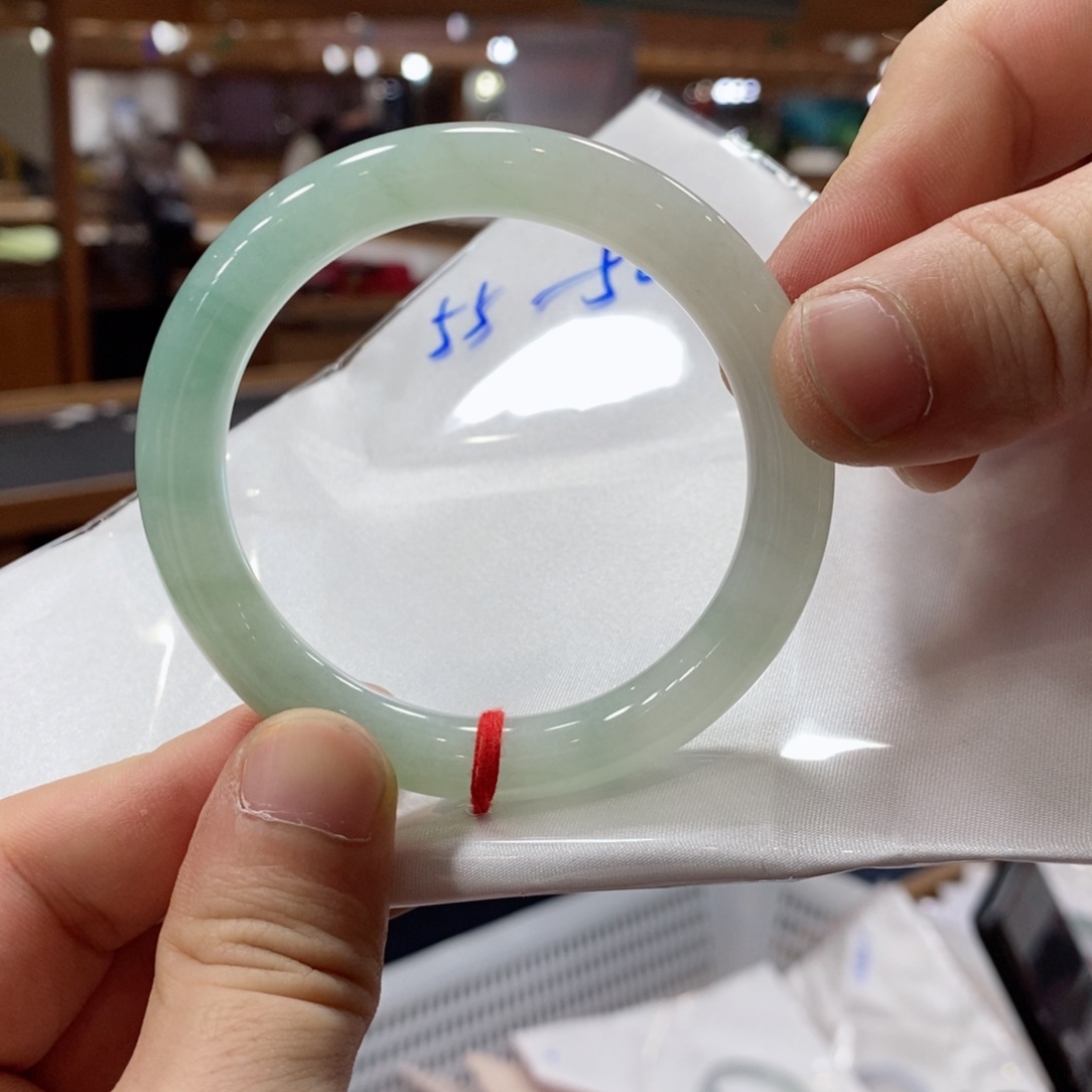 未镶嵌手镯翡翠翡翠