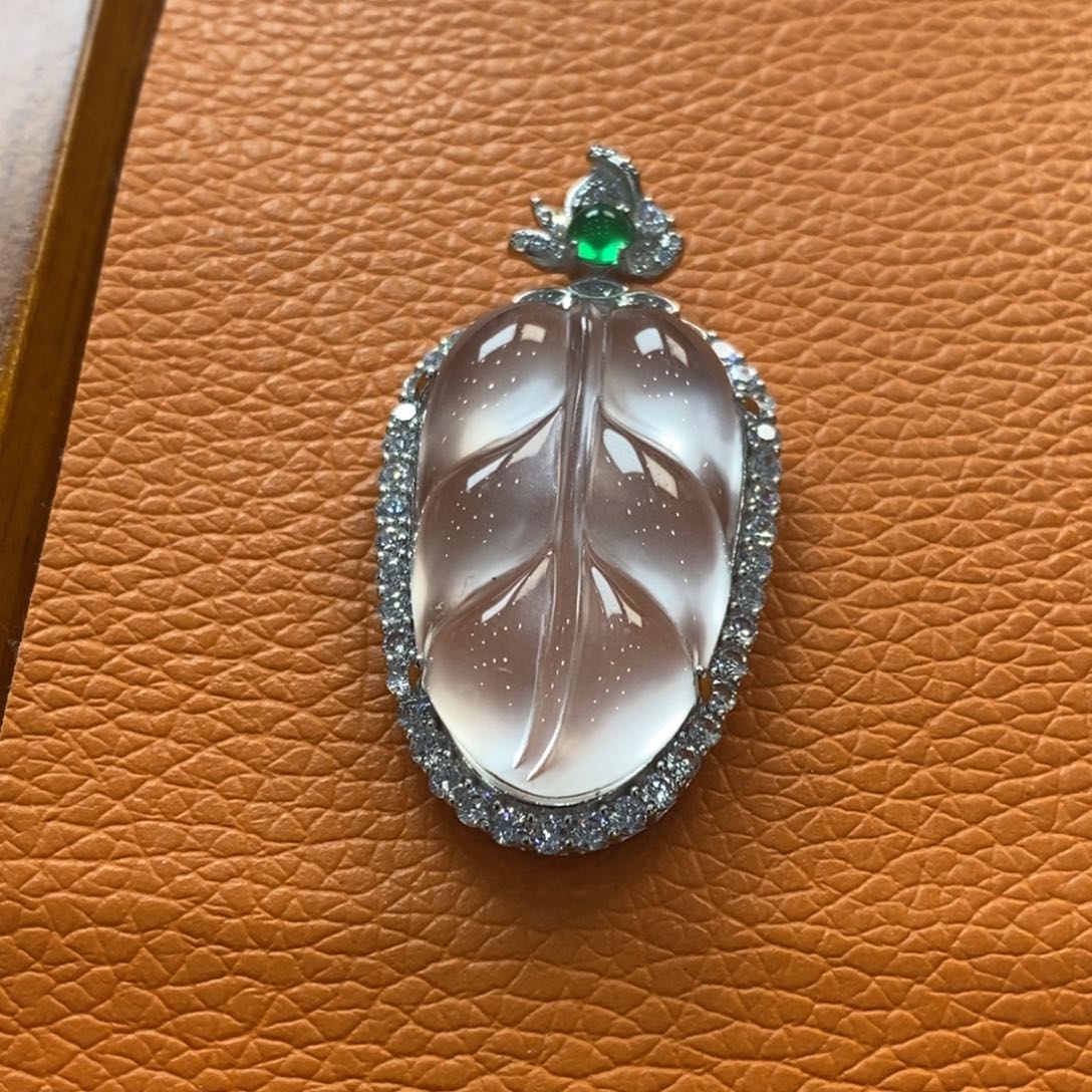 石英质玉吊坠(赠链)银S925镶嵌夏****6