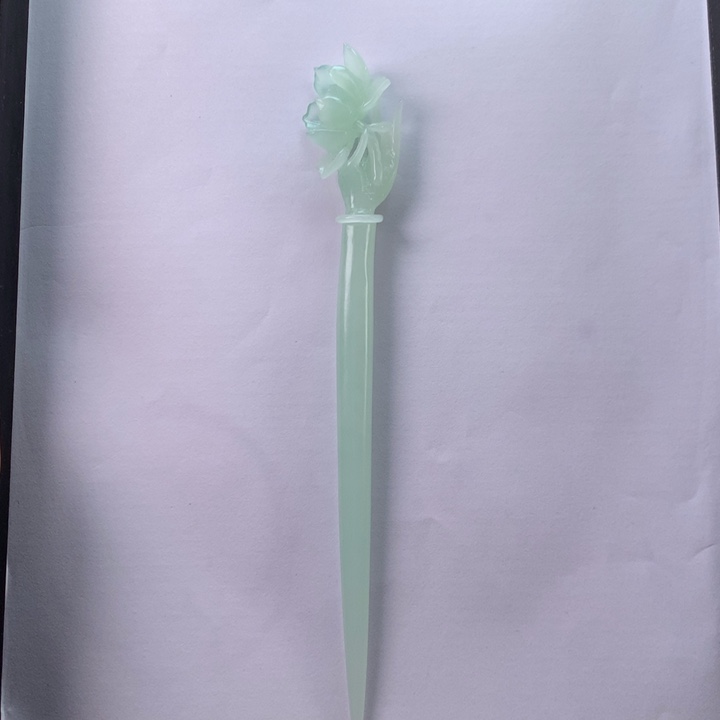 蛇纹石玉发饰未镶嵌君*