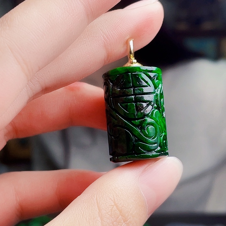 翡翠银S925镶嵌颈饰多样性