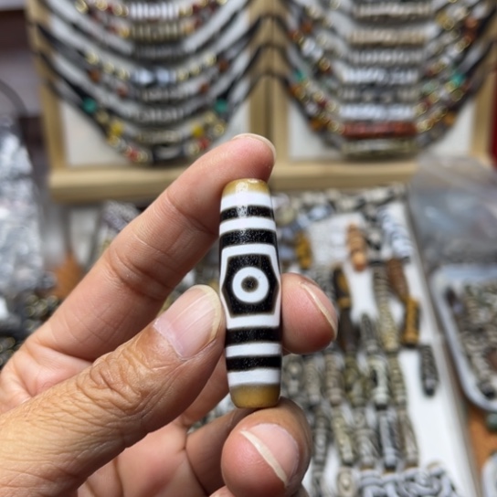 用***6玛瑙/玉髓未镶嵌颈饰