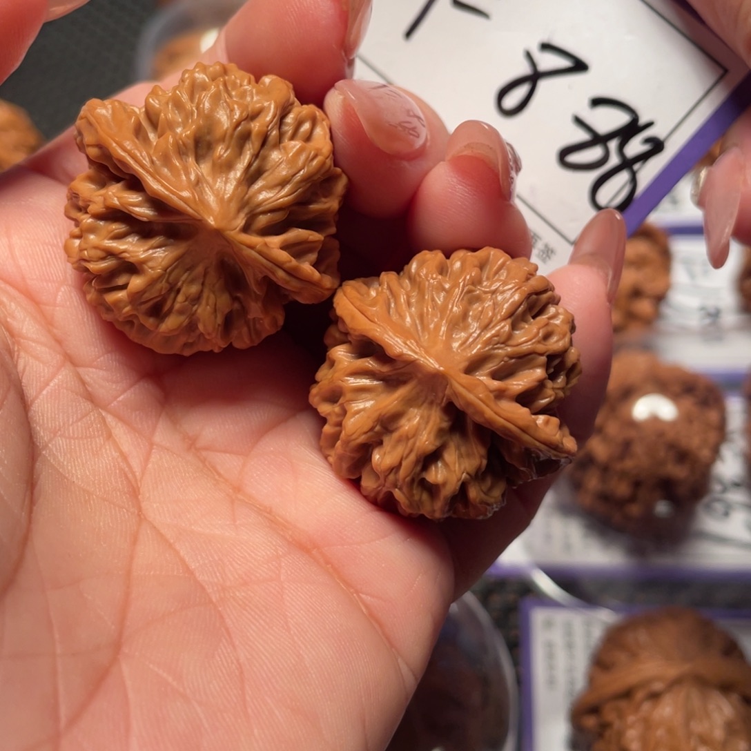 文玩核桃把件888号秦闷33