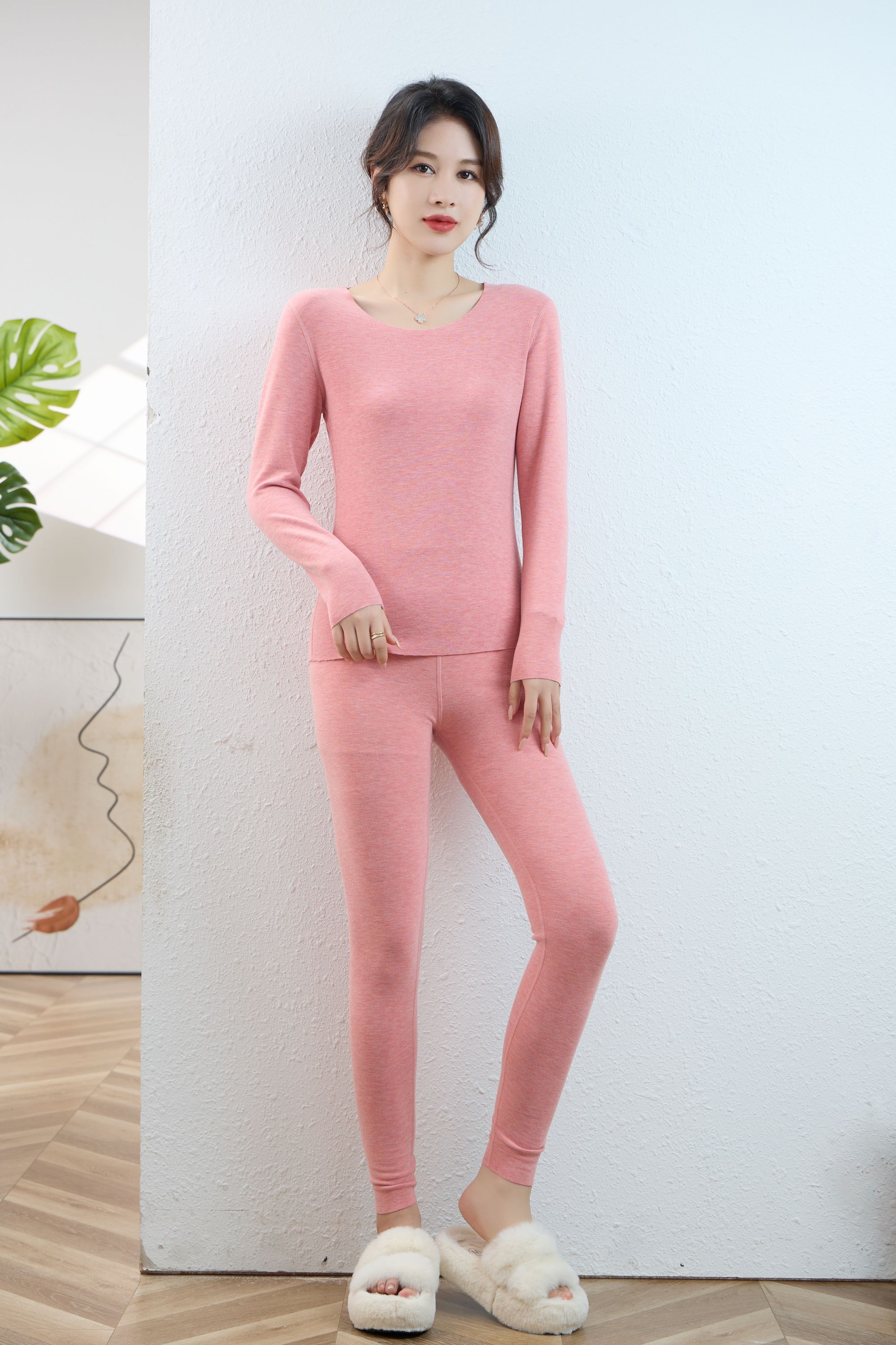 秋衣保暖加绒无痕保暖套装常规款女士纯色