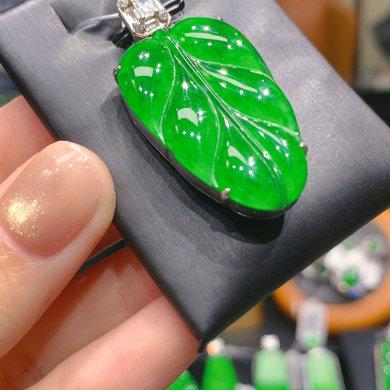 【闪购商品】颈饰银S925镶嵌翡翠5柒姐