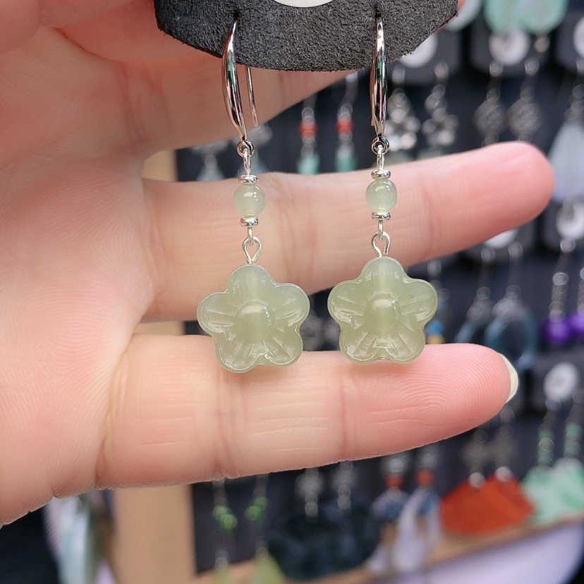 【闪购商品】和田玉耳饰银S925镶嵌精美