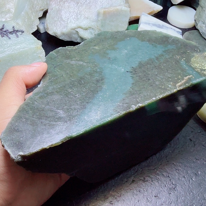 和田玉（糖玉）未镶嵌珠宝奇石