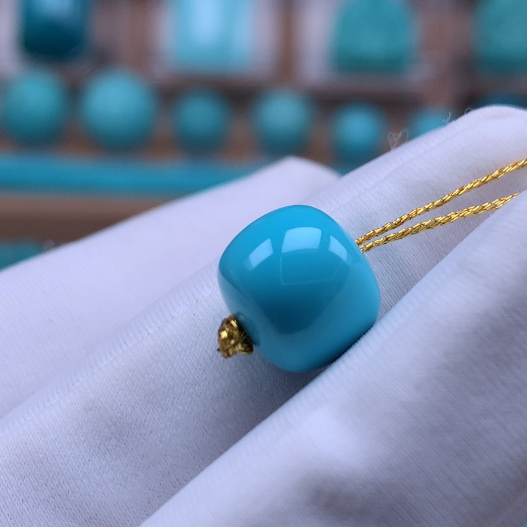 绿松石未镶嵌珠宝奇石直径10.6*9.3mm