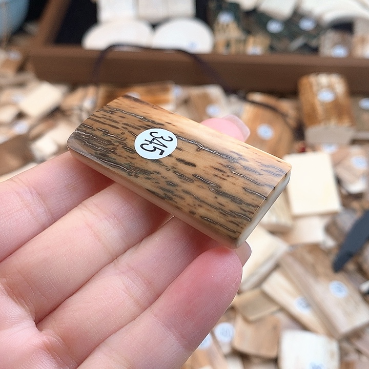 泥塑不打孔联系客服