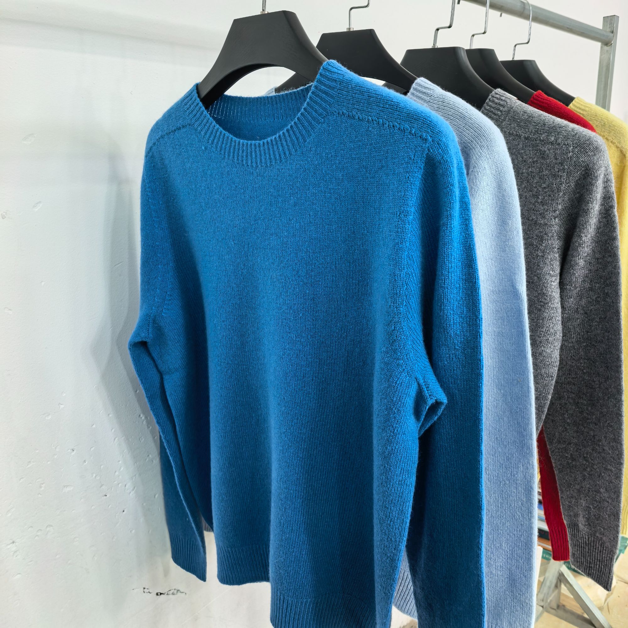 100%绵羊毛简约一体无缝打底毛衣