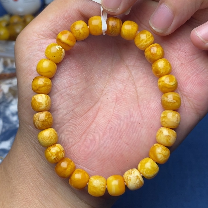 未镶嵌琥珀珠宝奇石