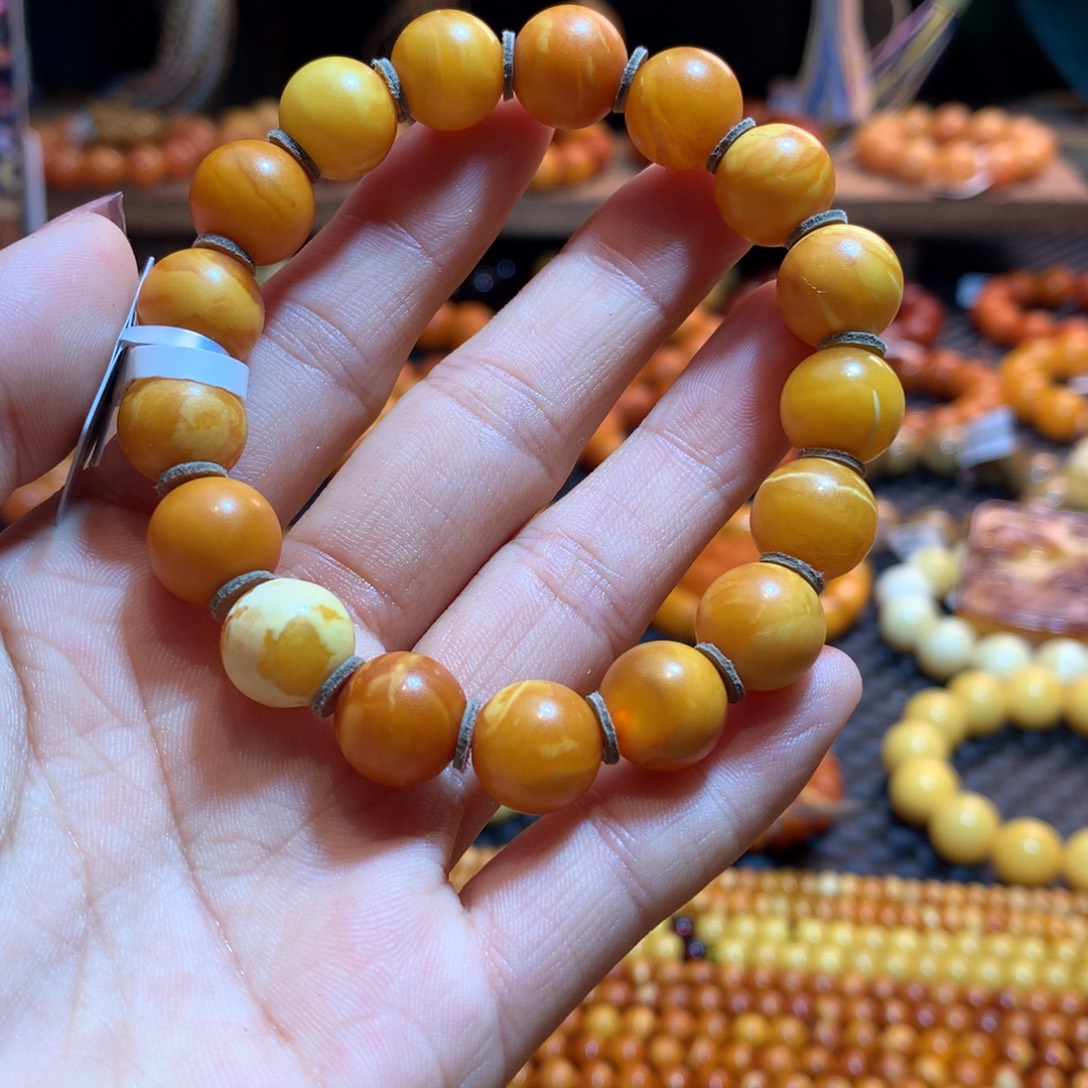 乱***颜琥珀未镶嵌手链蜜蜡