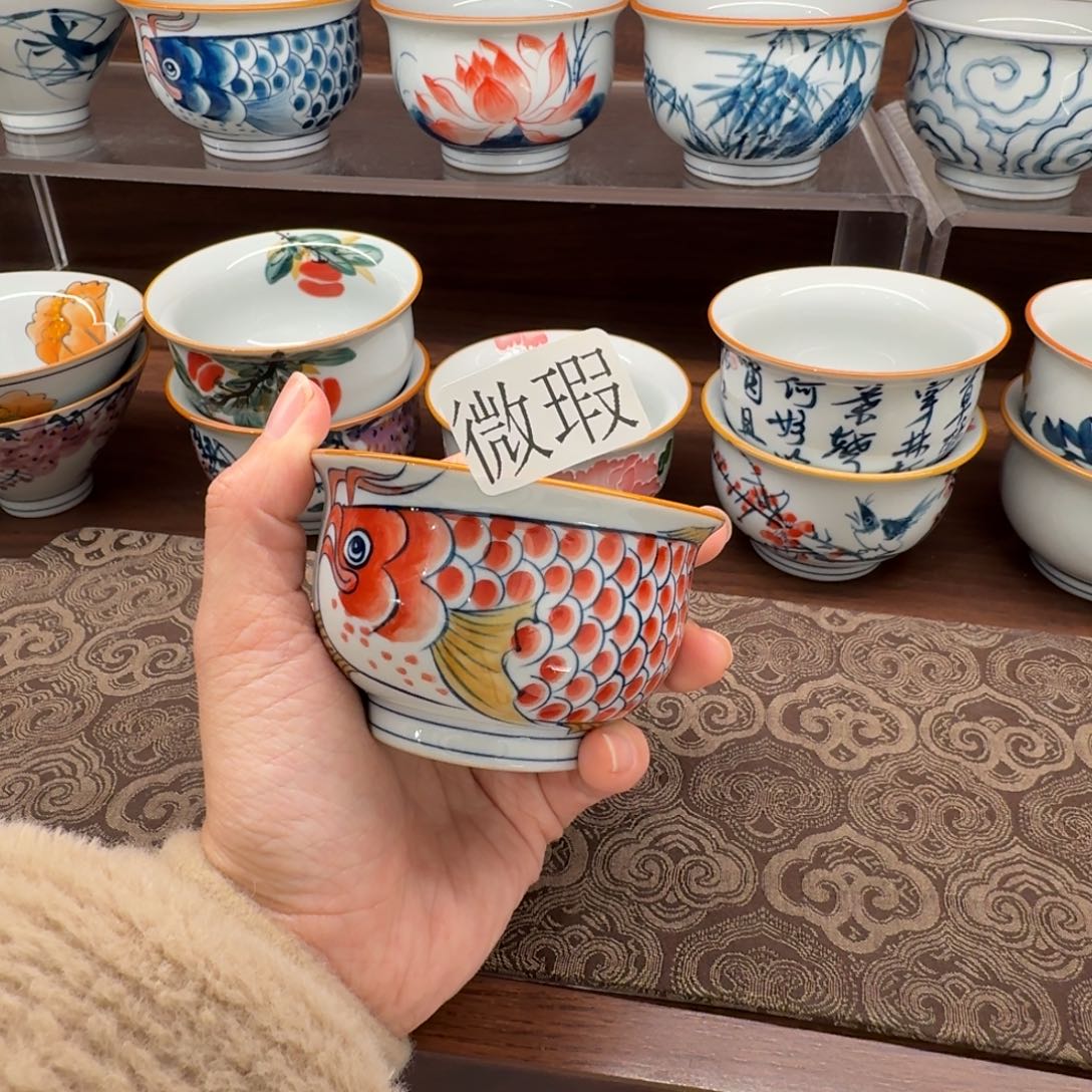 釉下手绘茶具微瑕