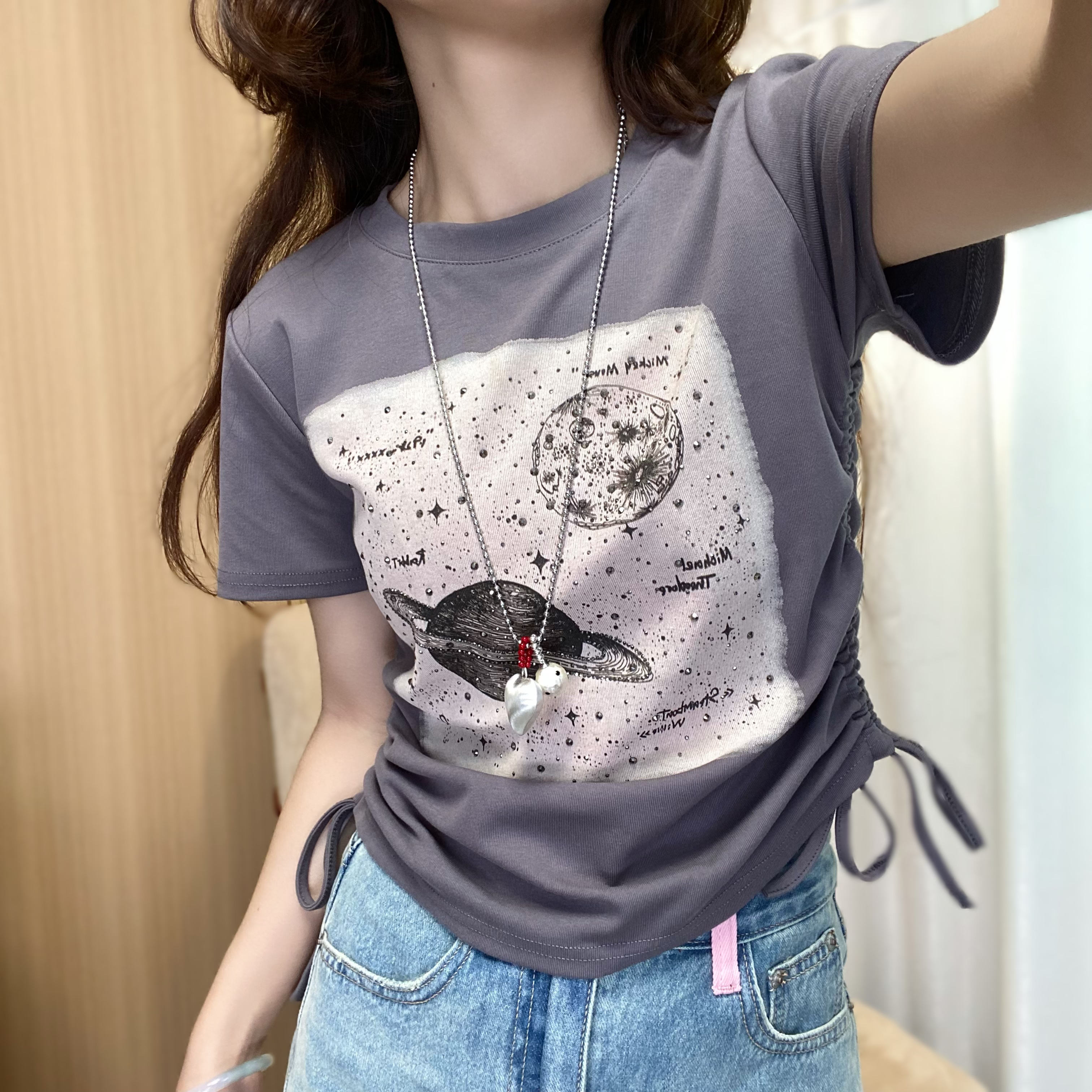 【海南简爱】2025夏季新款星球印花小众别致收腰上衣1162