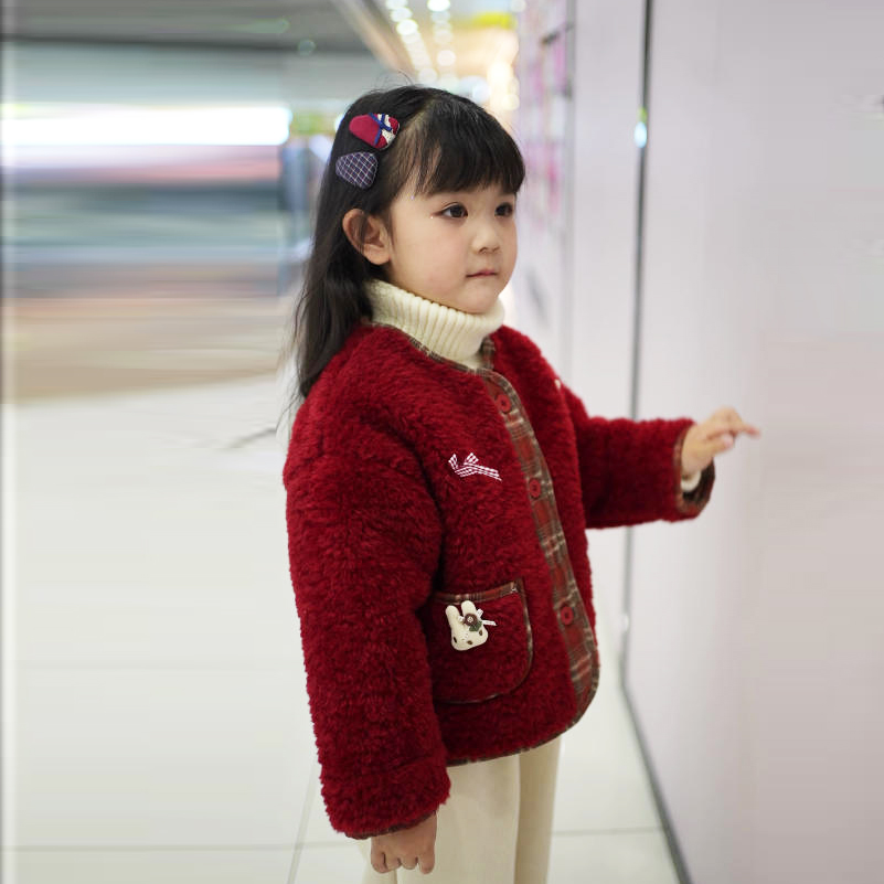 女童外套秋冬装2025新款冬季中小童装韩版洋气加绒宝宝羊羔绒上衣