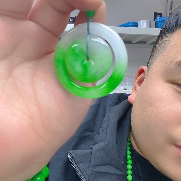 翡翠颈饰14K金镶嵌子母扣