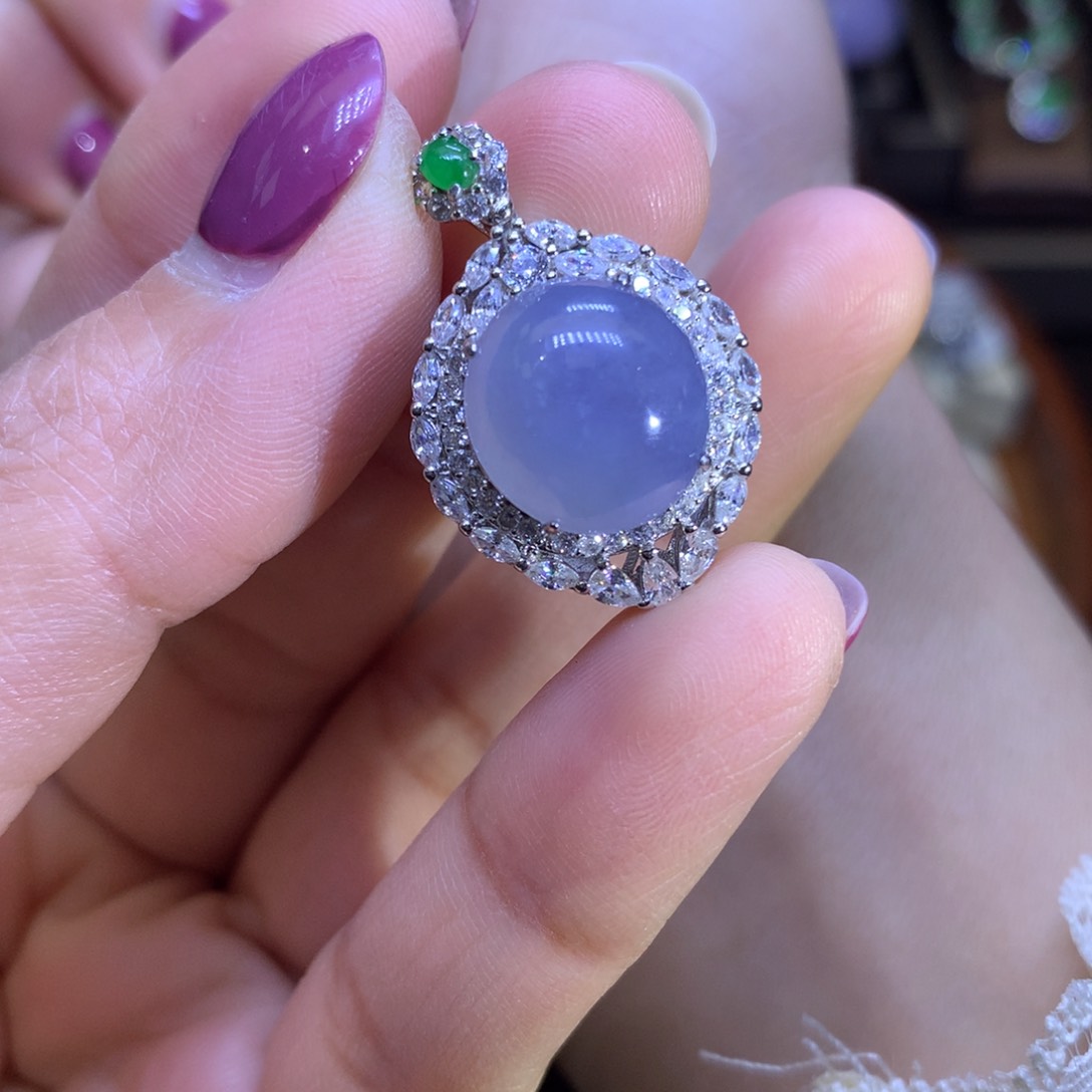 翡翠颈饰银S925镶嵌翡翠