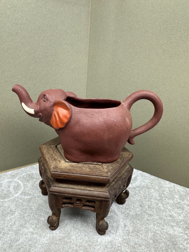 精品紫砂小象公道杯