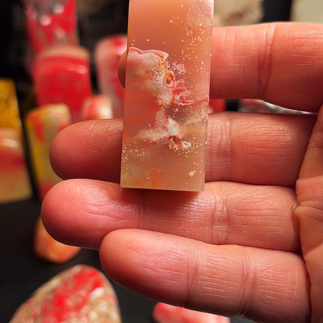 巴林石印石巴林粉冻鸡血石章