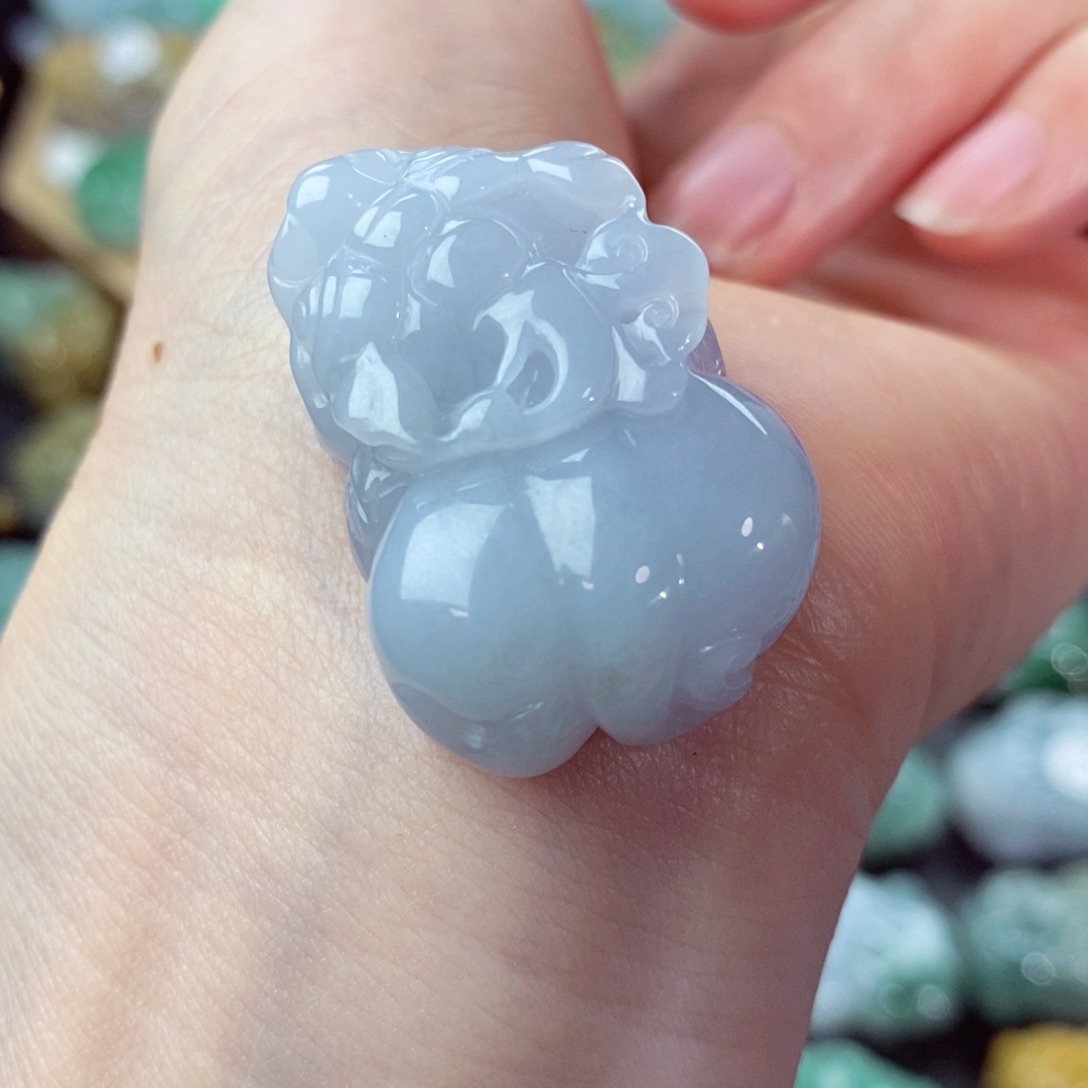 翡翠颈饰未镶嵌天然