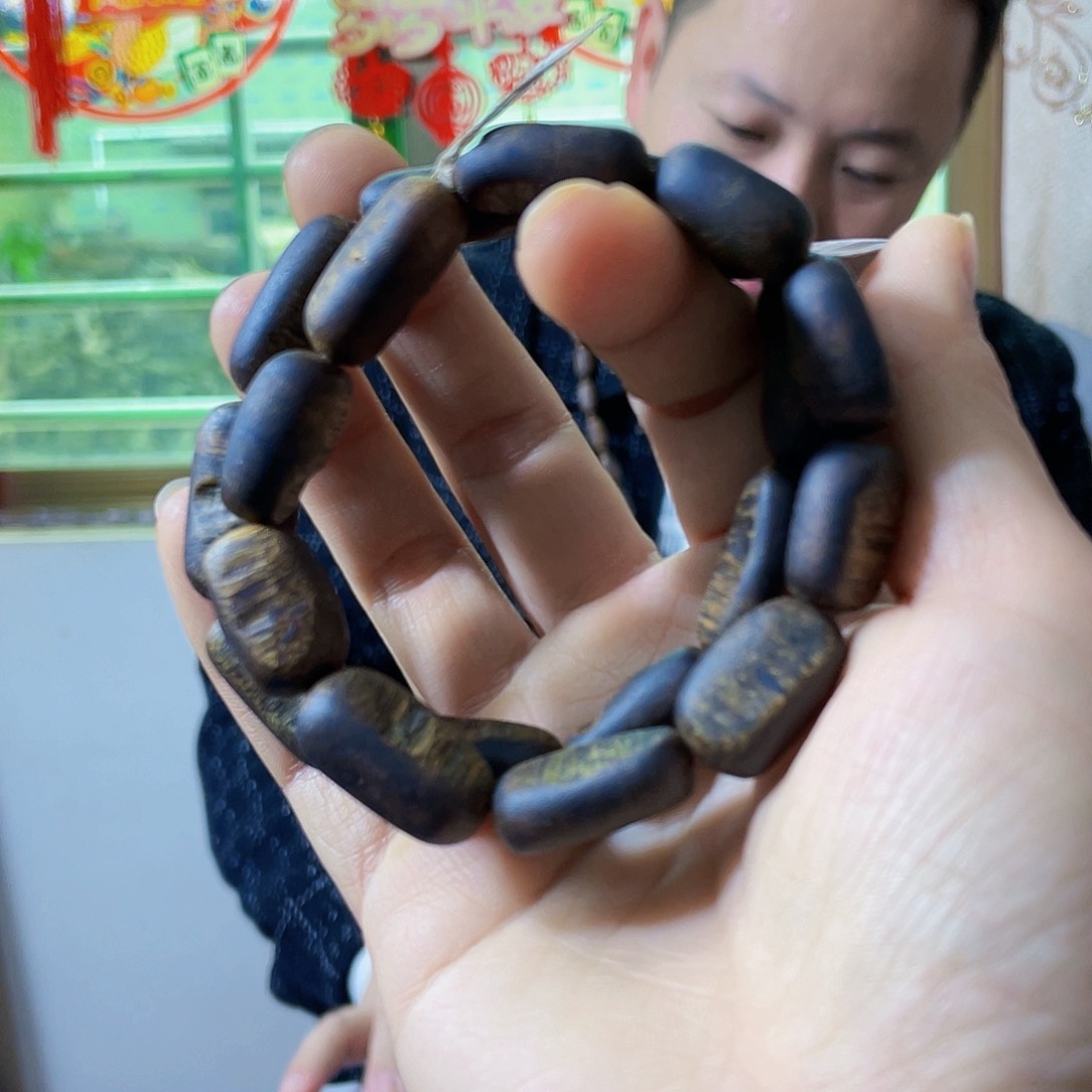 沉香手串海南老白棋留疤单圈13克多样性发一