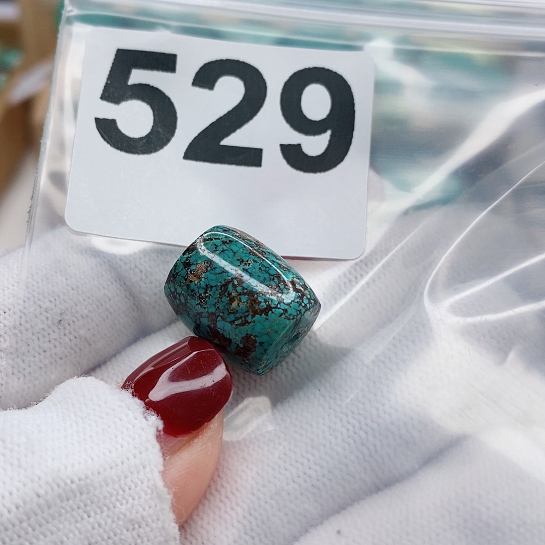 绿松石颈饰未镶嵌