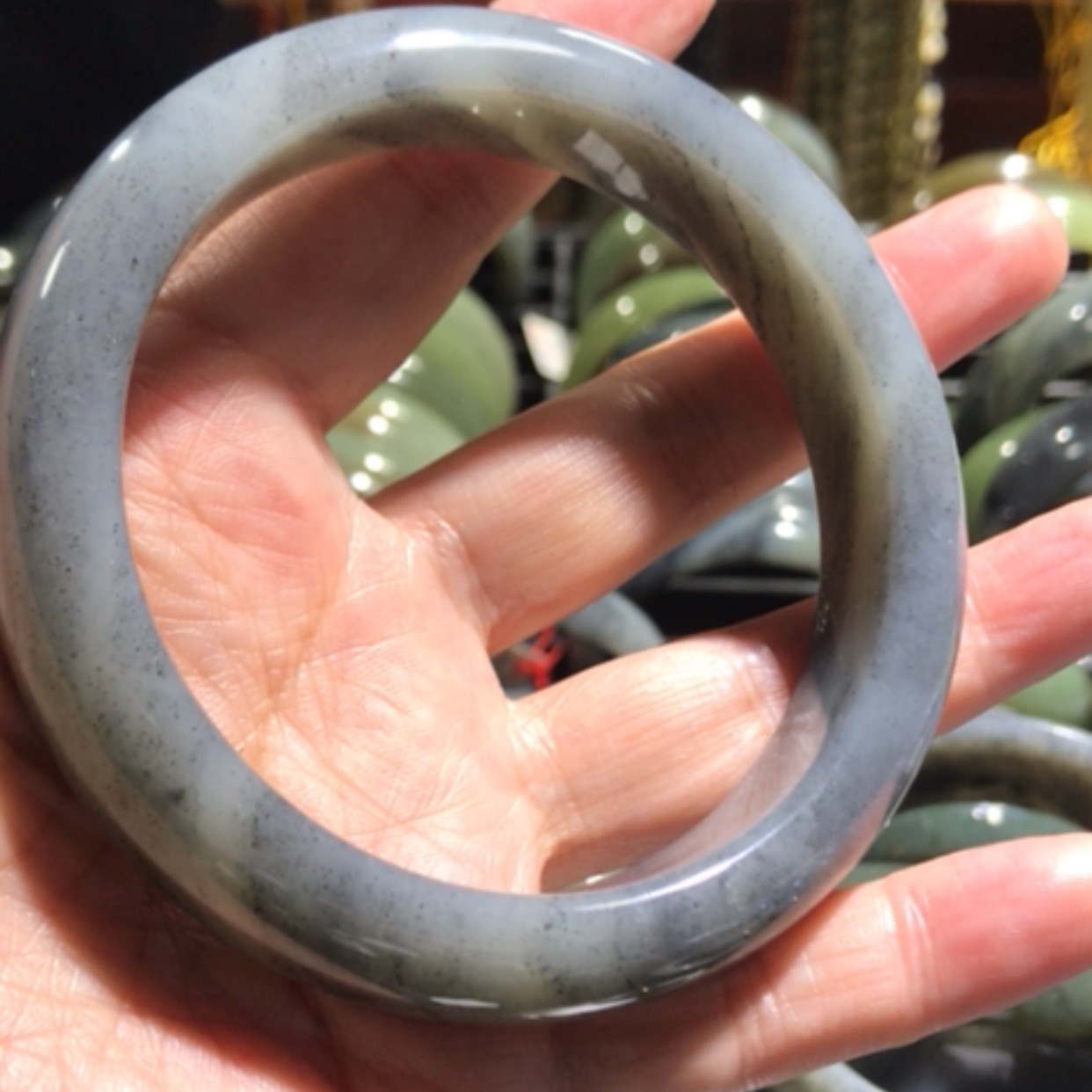 【闪购商品】和田玉手镯未镶嵌步***～