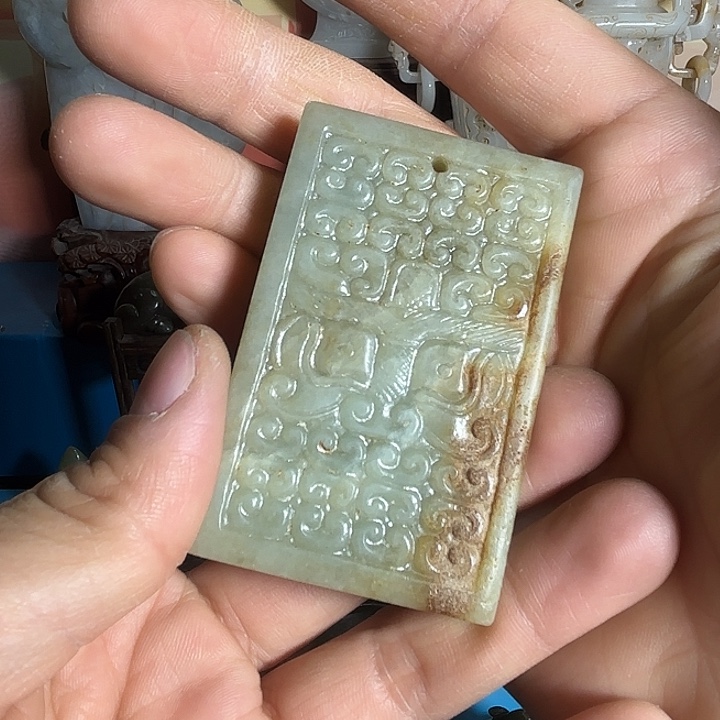 和田玉未镶嵌把件