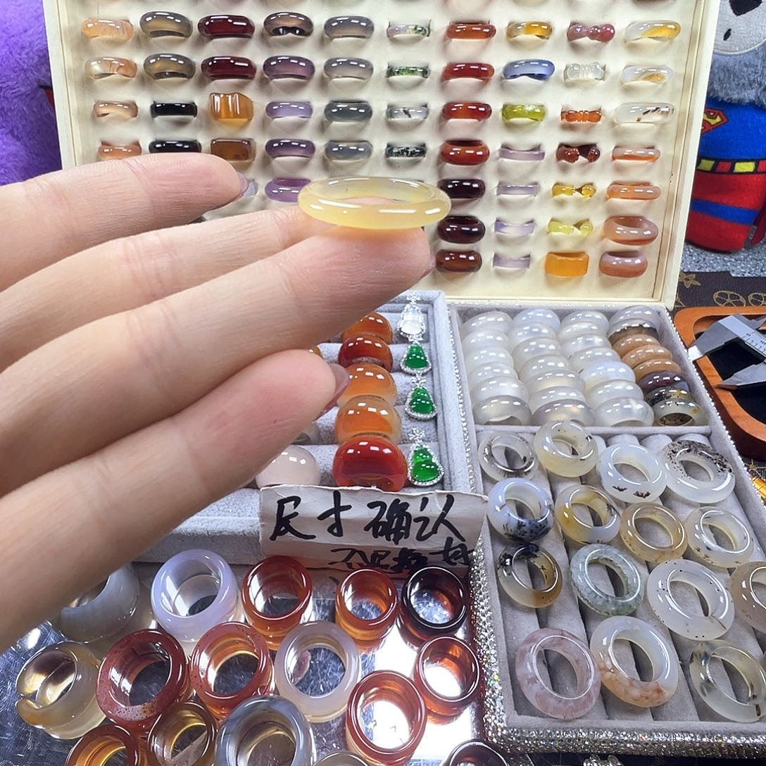 玛瑙/玉髓未镶嵌戒指B11不退换港