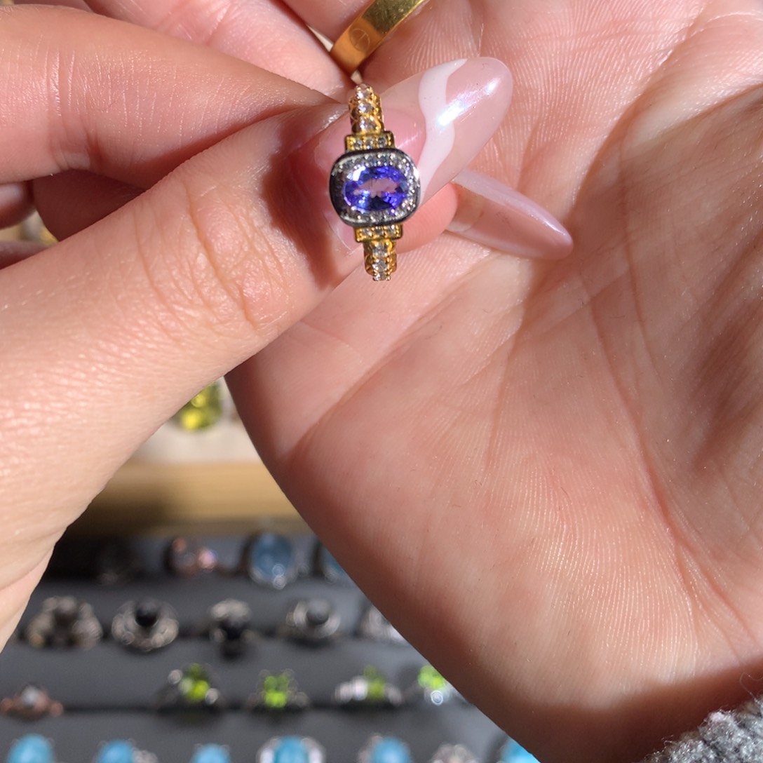 【闪购商品】水晶戒指银S925镶嵌顾*戒指