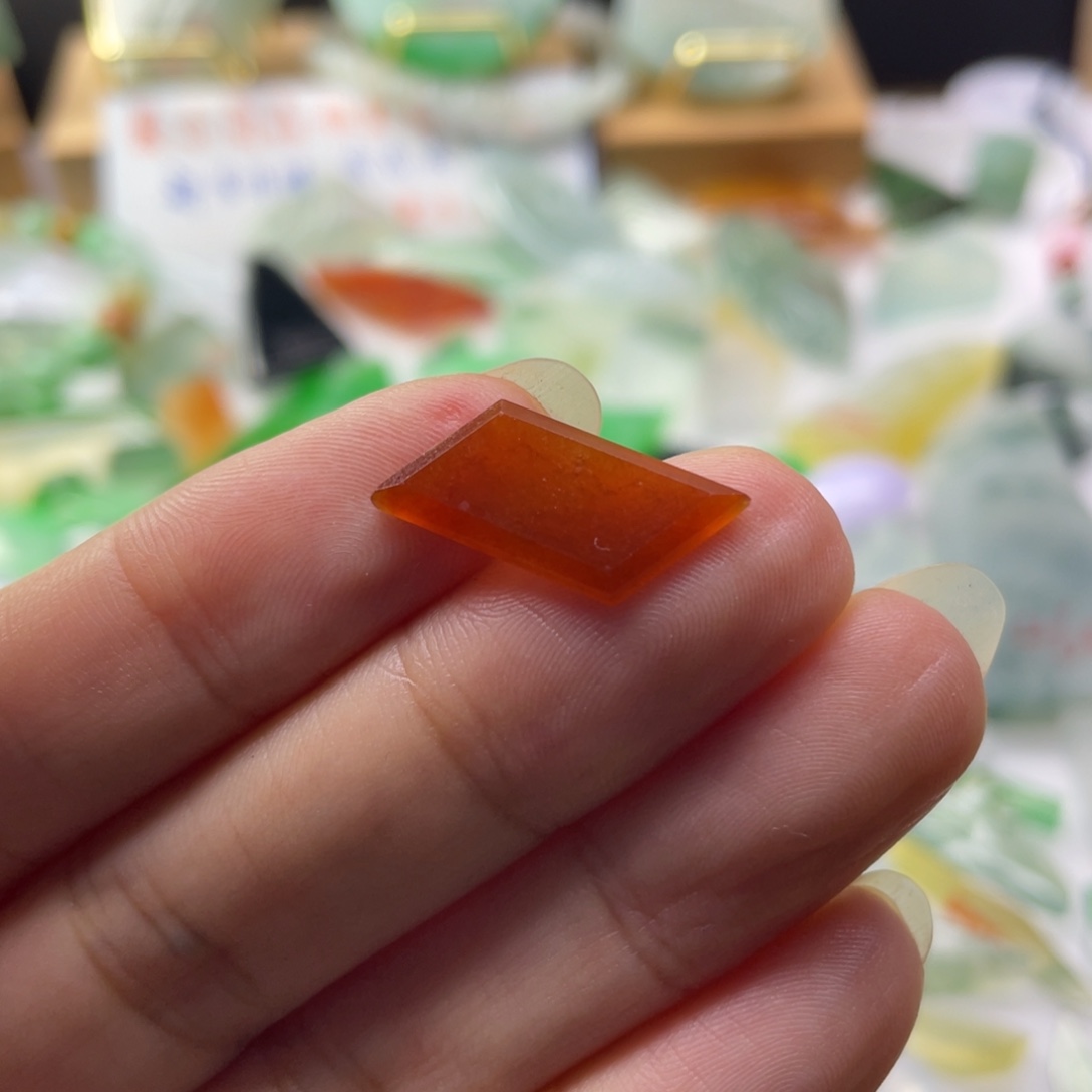 定制翡翠未镶嵌天然缅甸翡翠