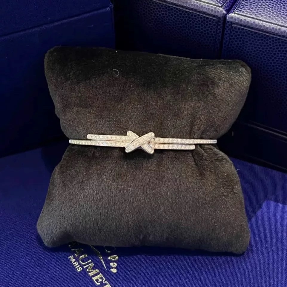 99新 Chaumet/尚美 小花6珊  欢缘 交叉 半钻手镯 18K白金 15码