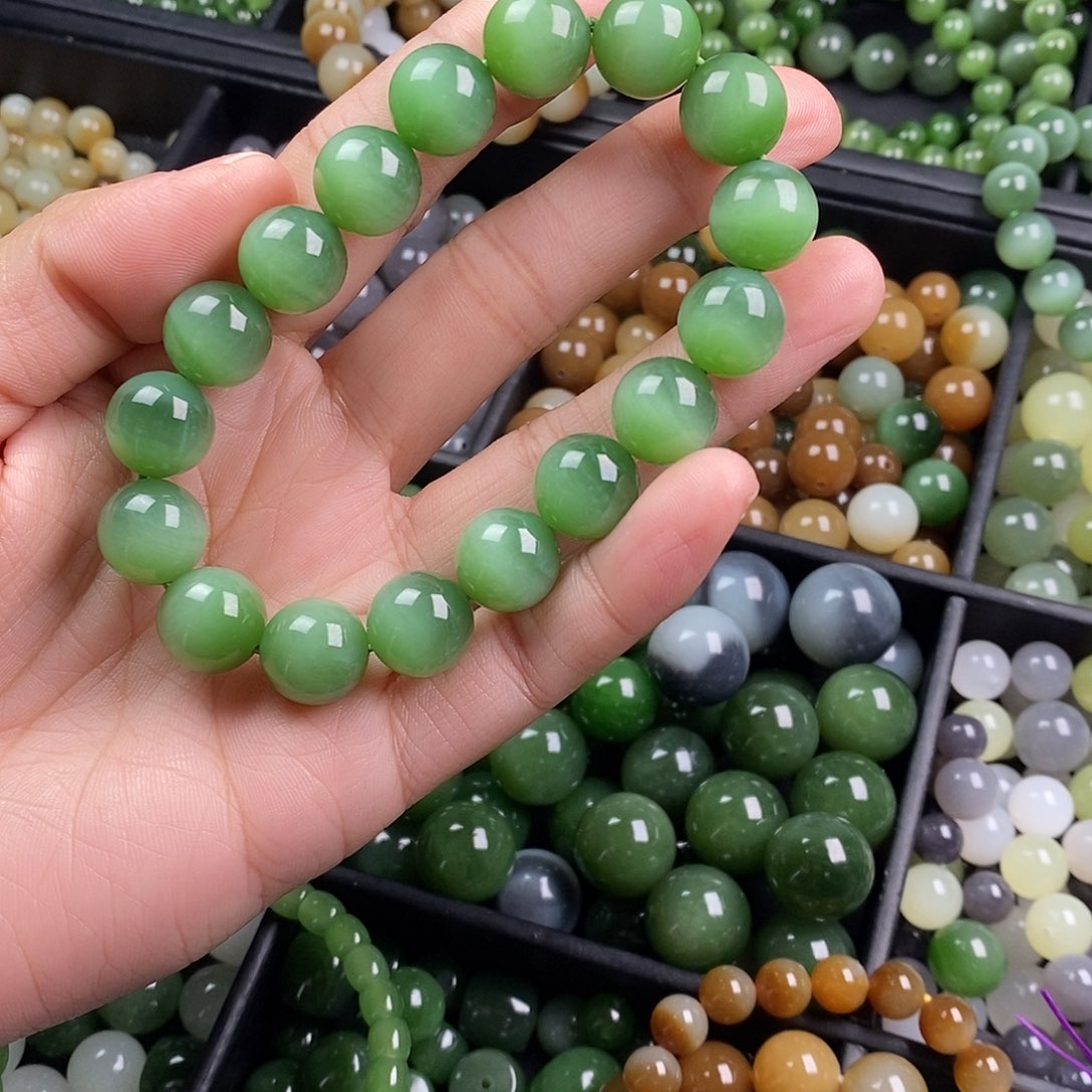 和田玉（碧玉）未镶嵌珠宝半成品