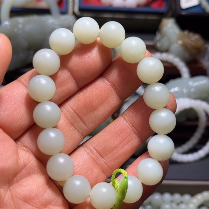 和田玉手链未镶嵌