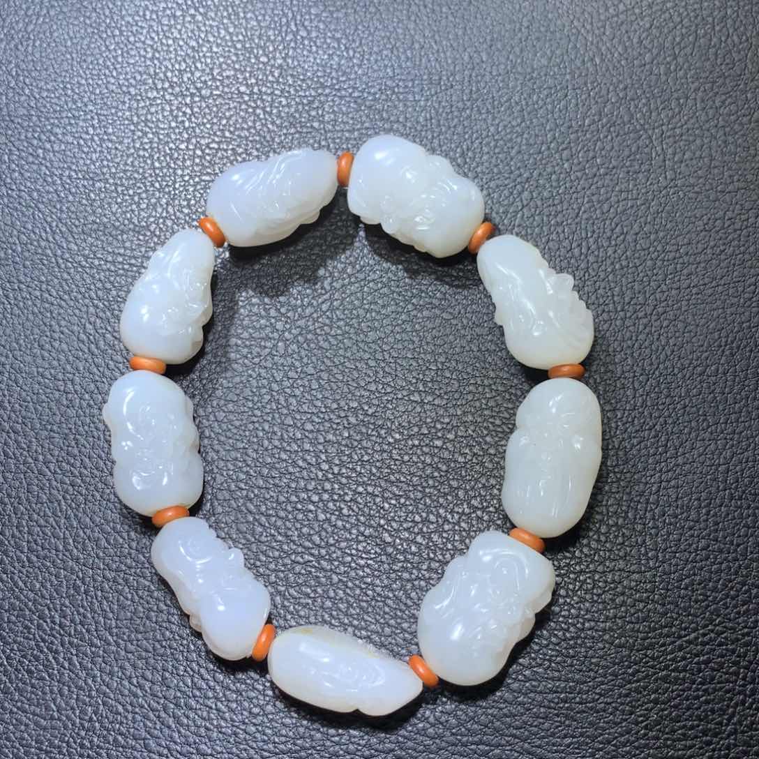 和田玉手串未镶嵌素**房