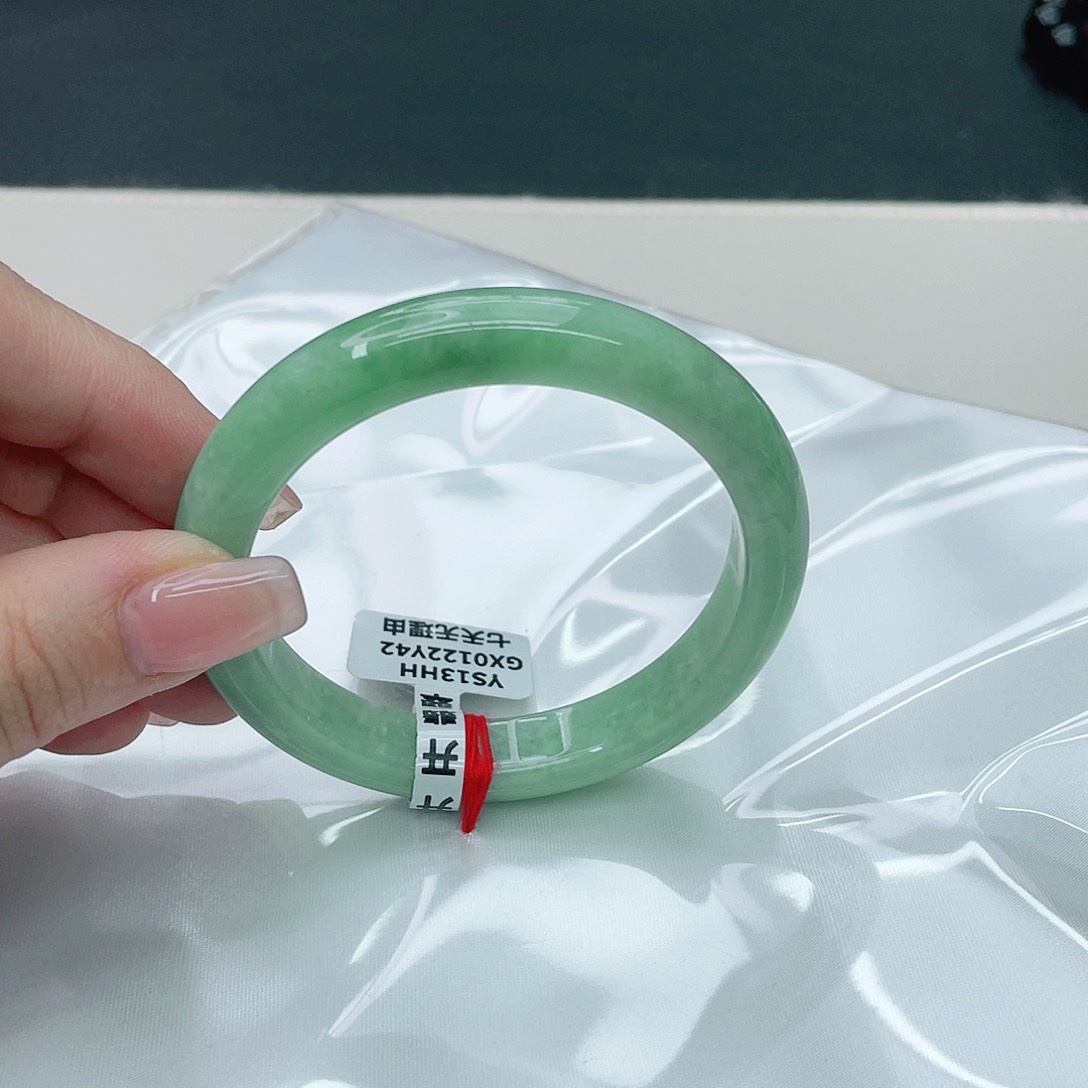 翡翠手镯未镶嵌正56.5