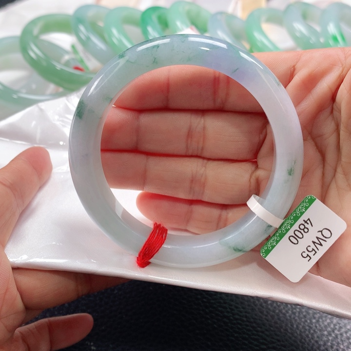 翡翠手镯未镶嵌555555555