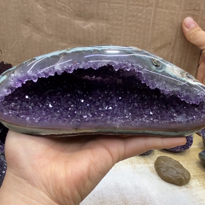 紫晶大型摆件（非配饰）未镶嵌